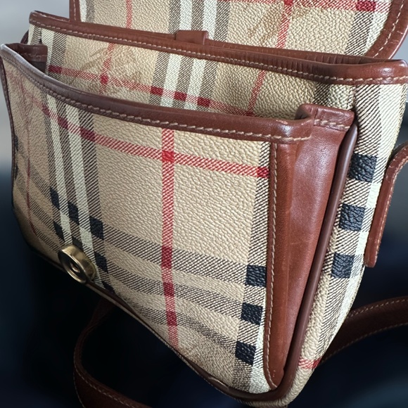 **AUTHENTIC** Burberry Haymarket Check Crossbody Bag - Vintage - Picture 6 of 10